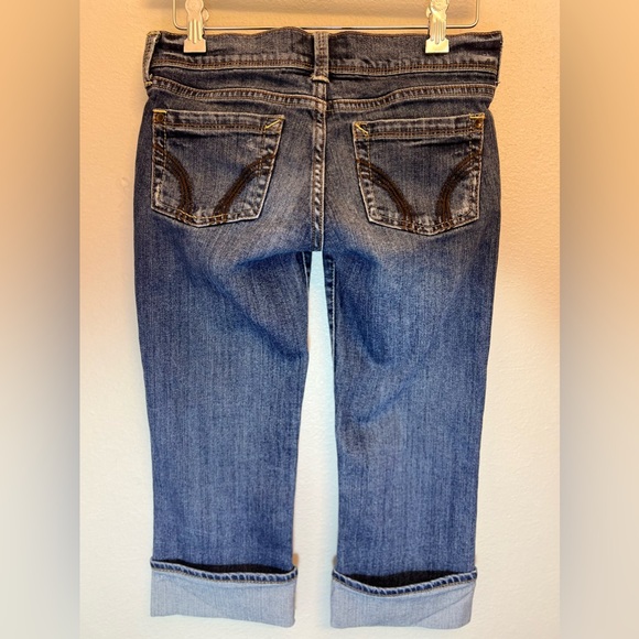 Vintage Hollister Capris - Picture 2 of 3